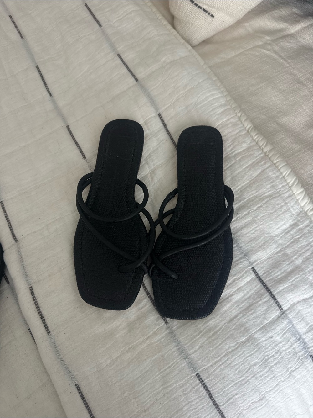 Dolce Vita Black Strappy Square-Toe Slide Sandals